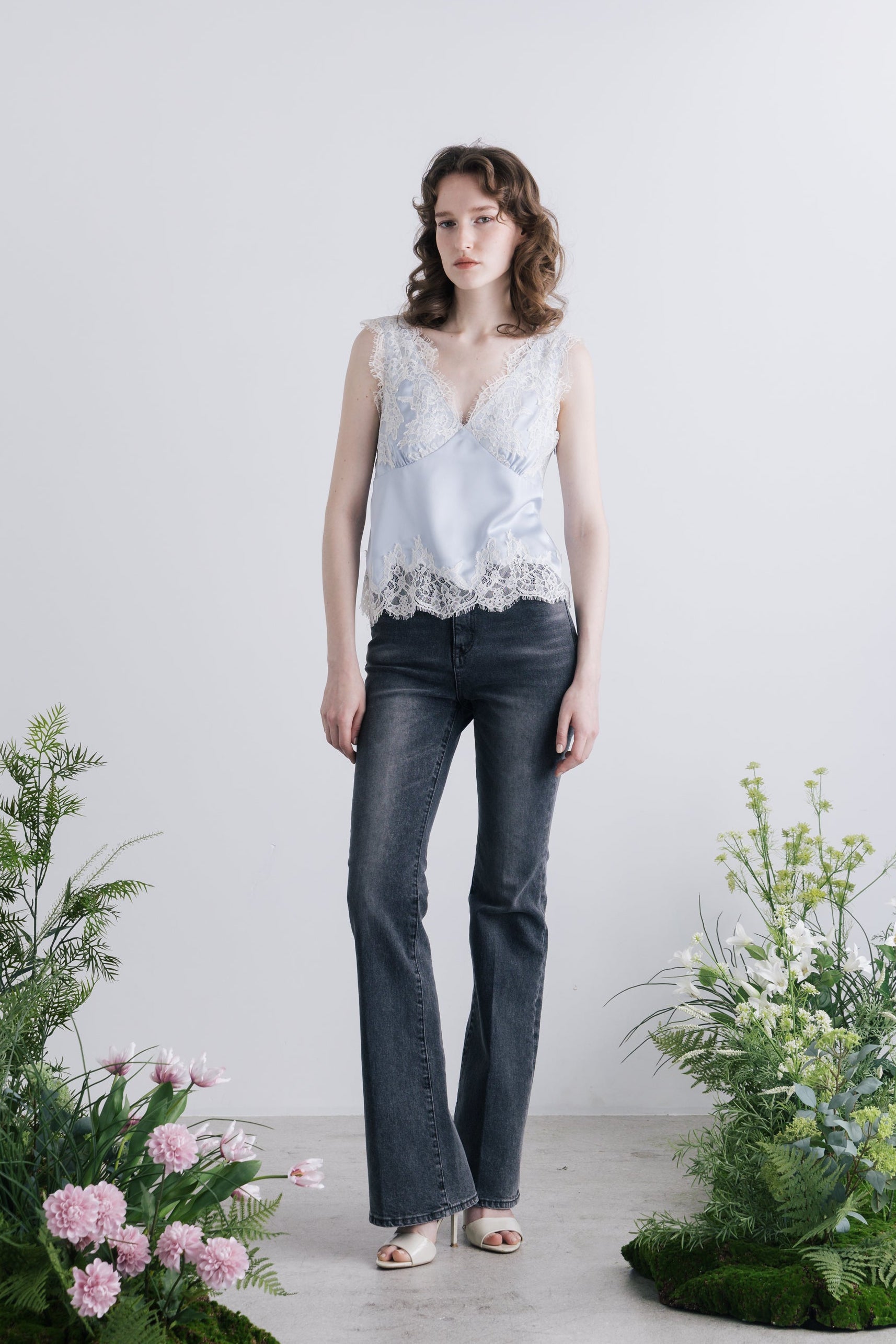 Sneek Lace Top (new color)