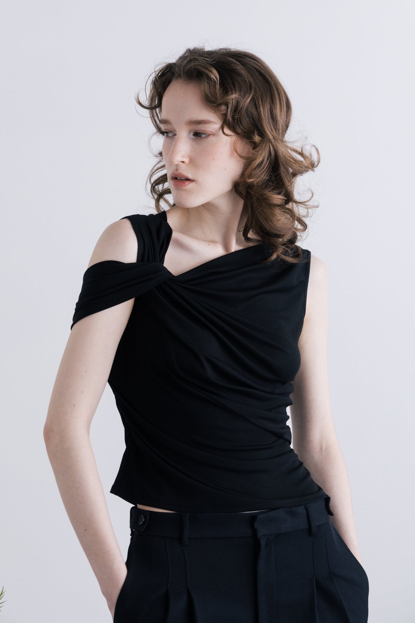Clercq Knot Twist Top