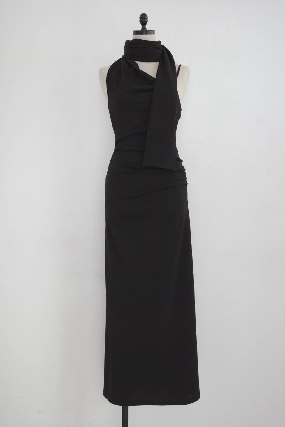 Linge Asymmetry Dress
