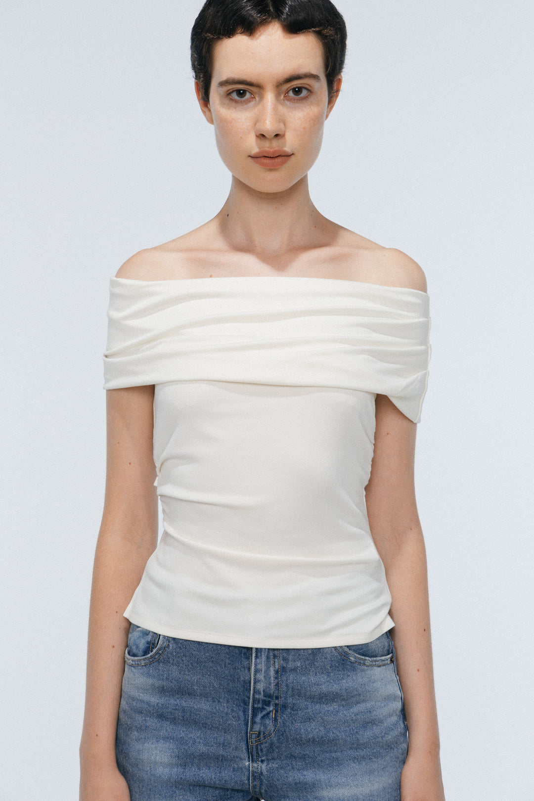 TOPS – THE TOÉ