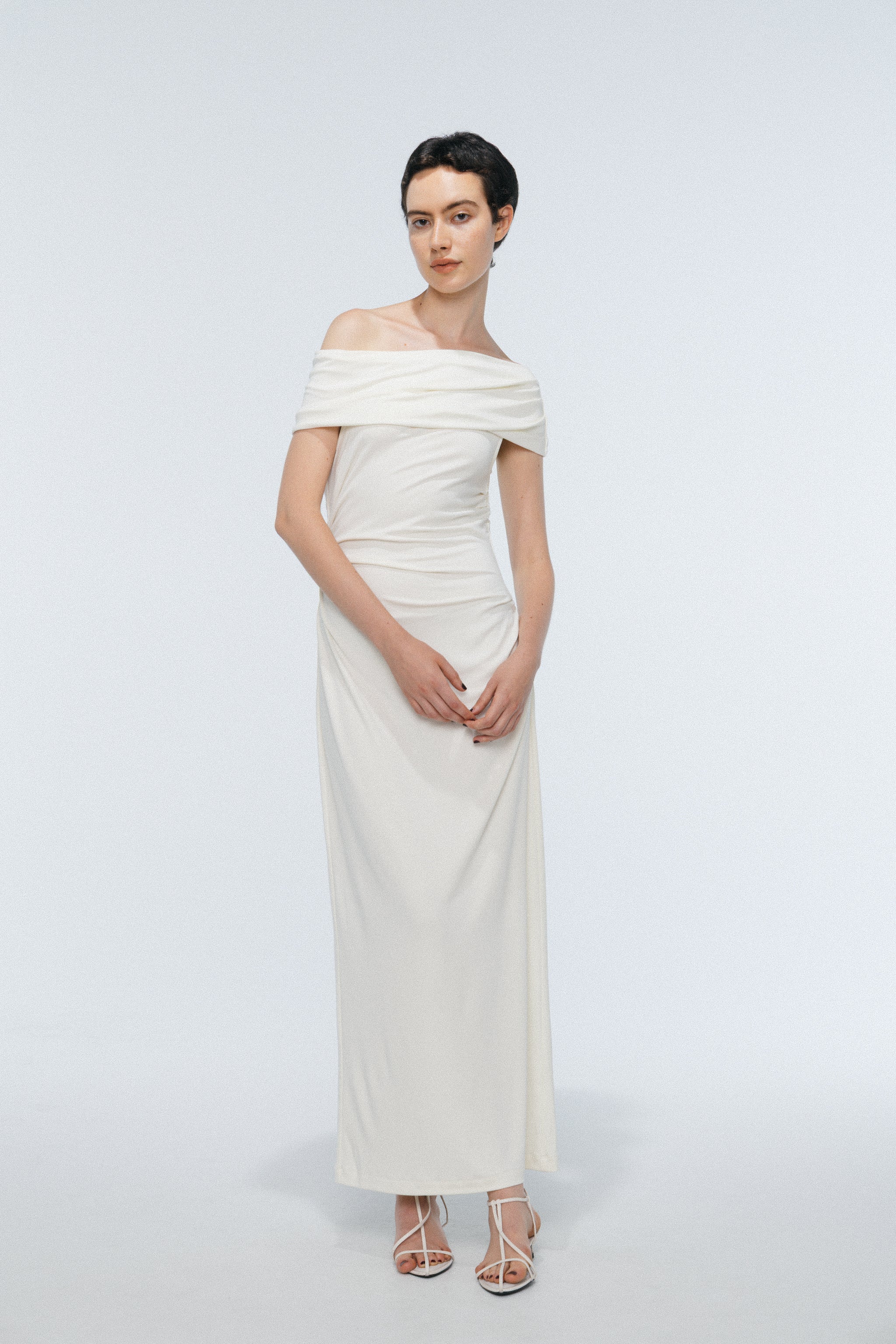 NEW IN – THE TOÉ