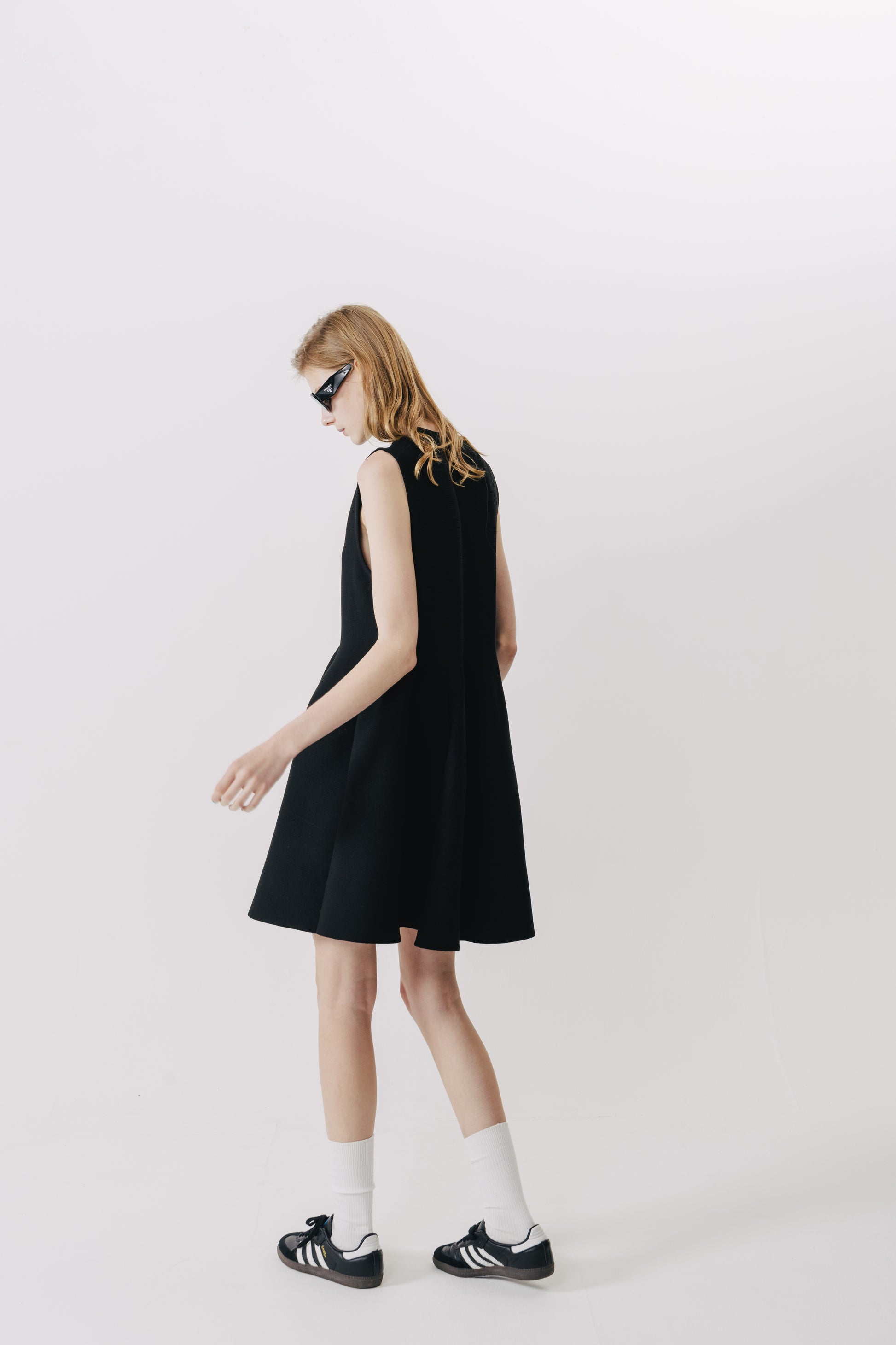NoMad Sleeveless Flare Onepiece