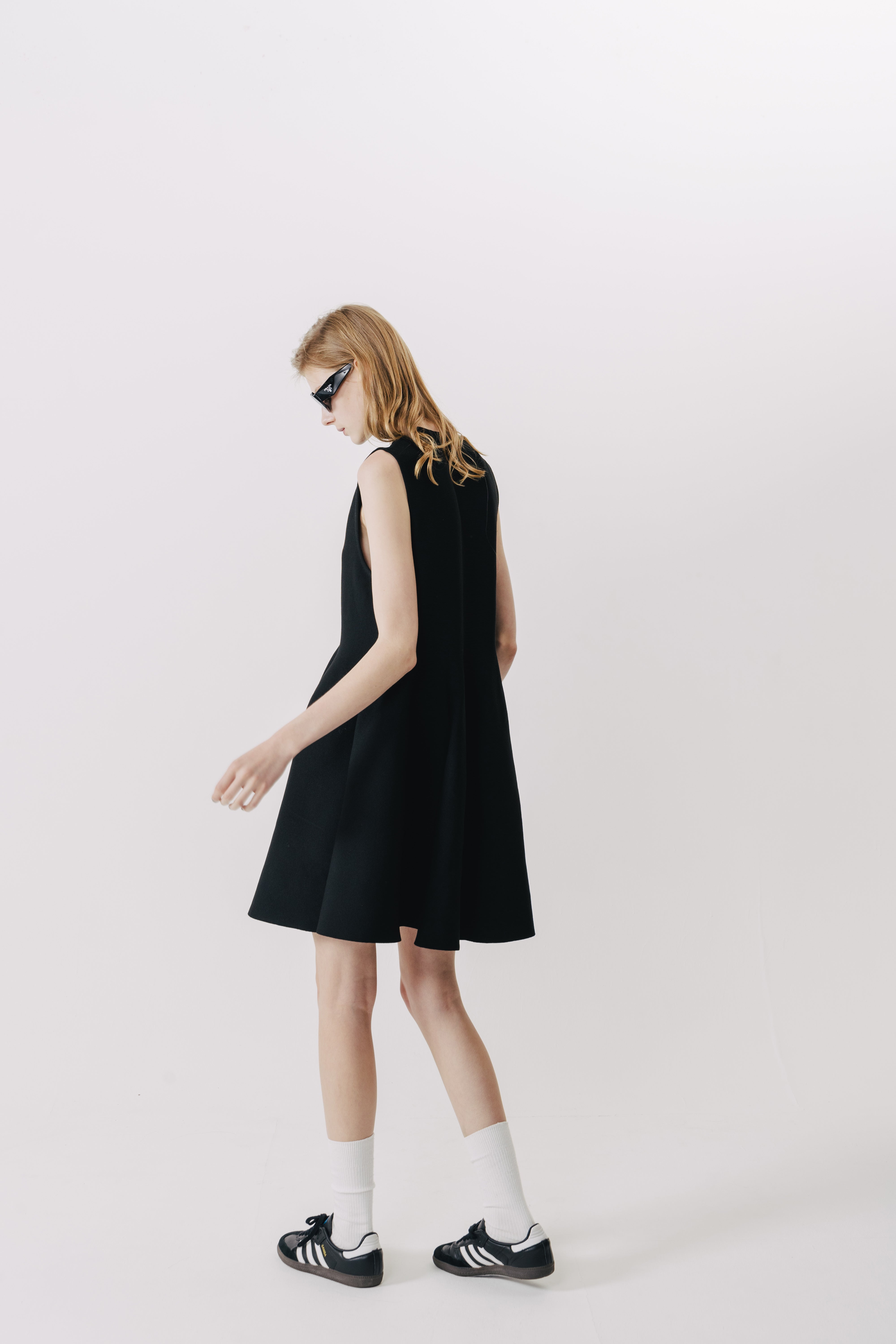 NoMad Sleeveless Flare Onepiece
