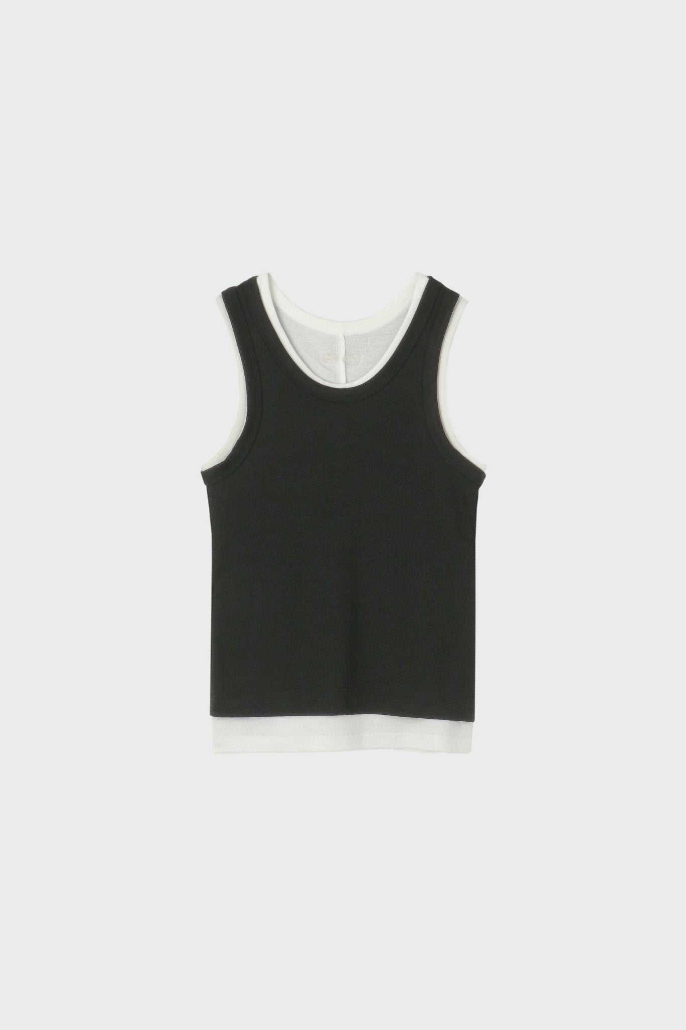 Schie Layered Tank
